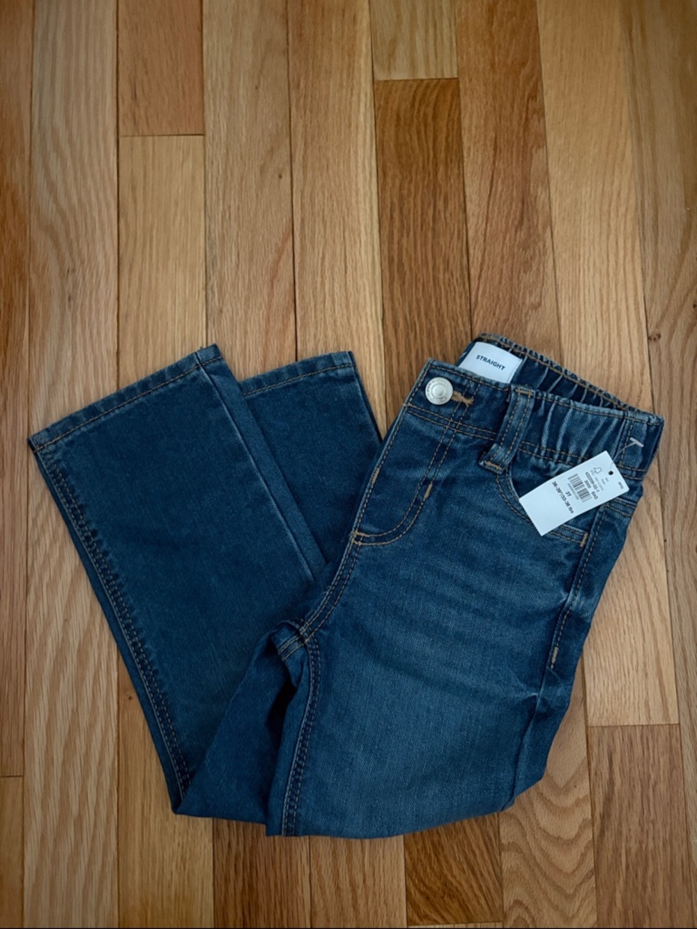 Old navy 3T Straight jeans NWT